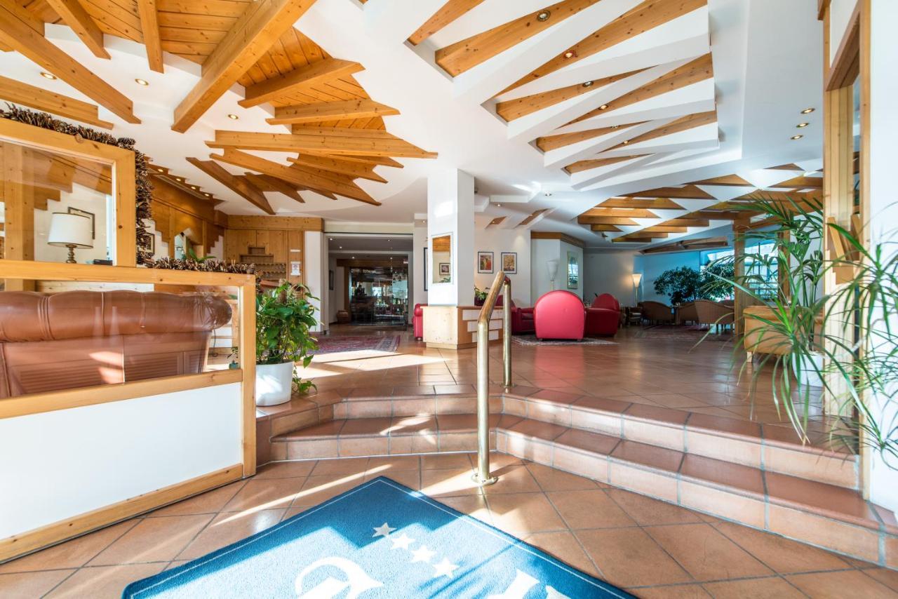 Hotel Tubris Campo Tures Exterior foto
