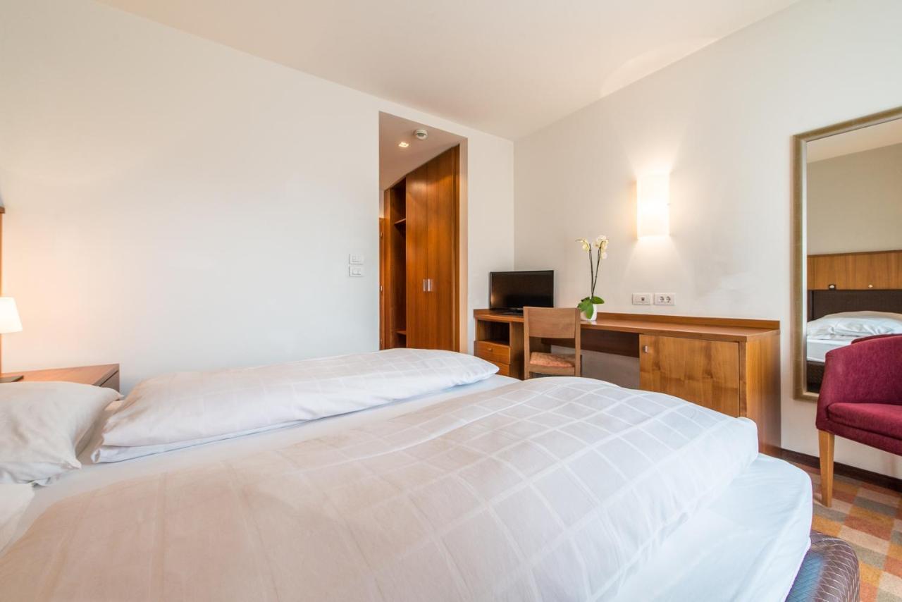 Hotel Tubris Campo Tures Exterior foto