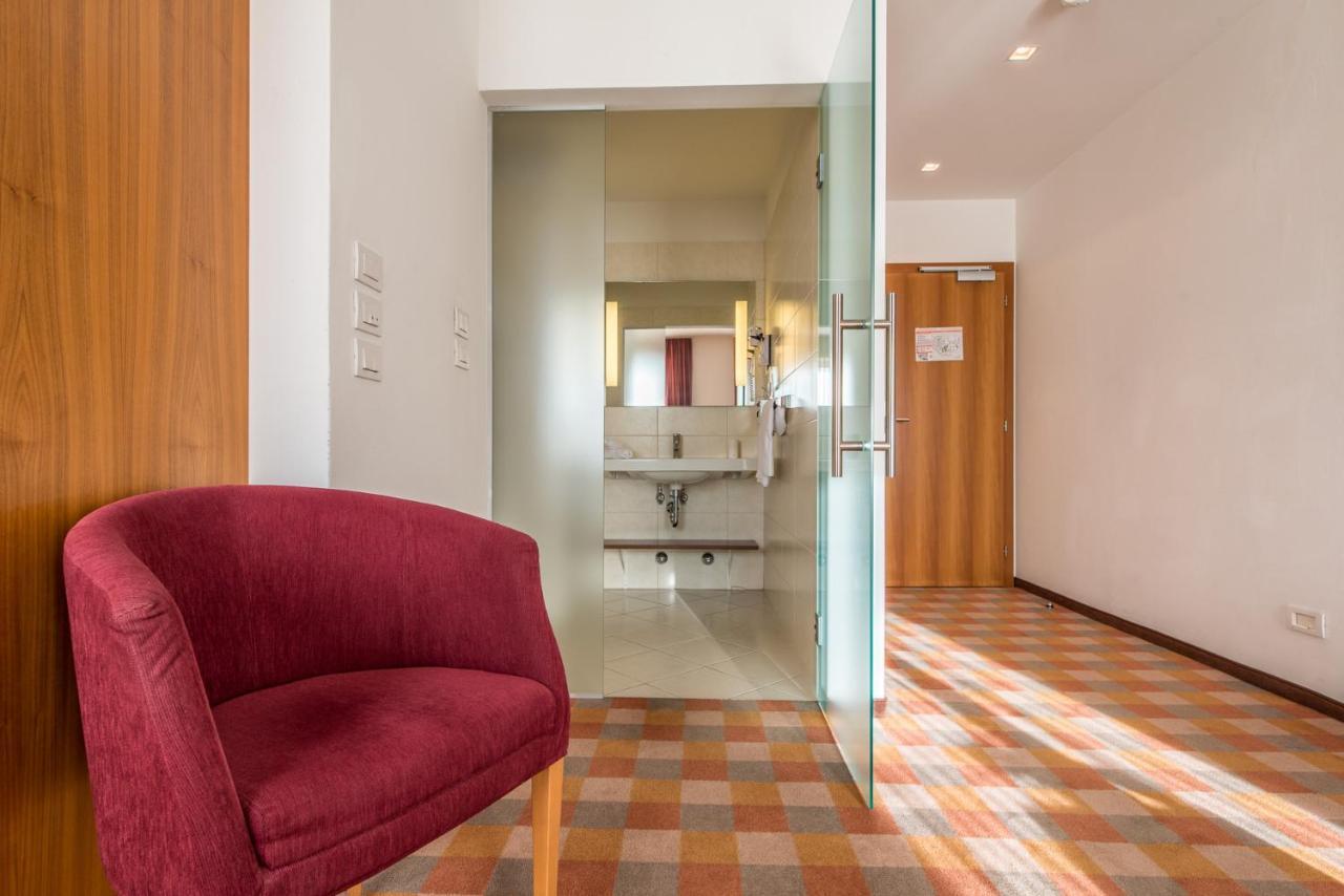 Hotel Tubris Campo Tures Exterior foto