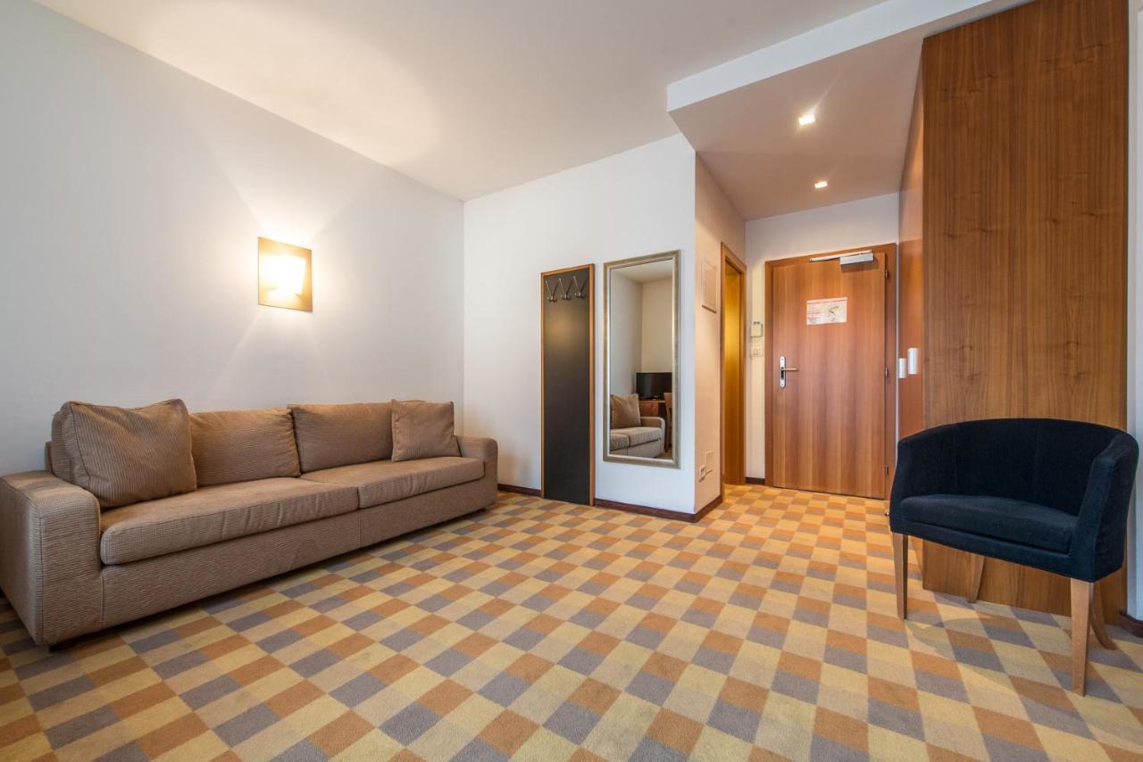 Hotel Tubris Campo Tures Exterior foto